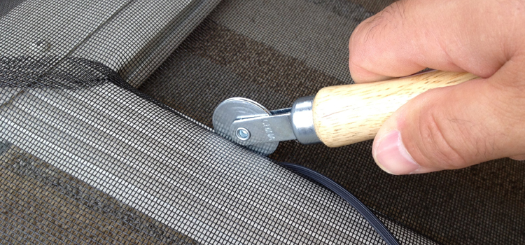 metal screen door repair in Thousand Palms